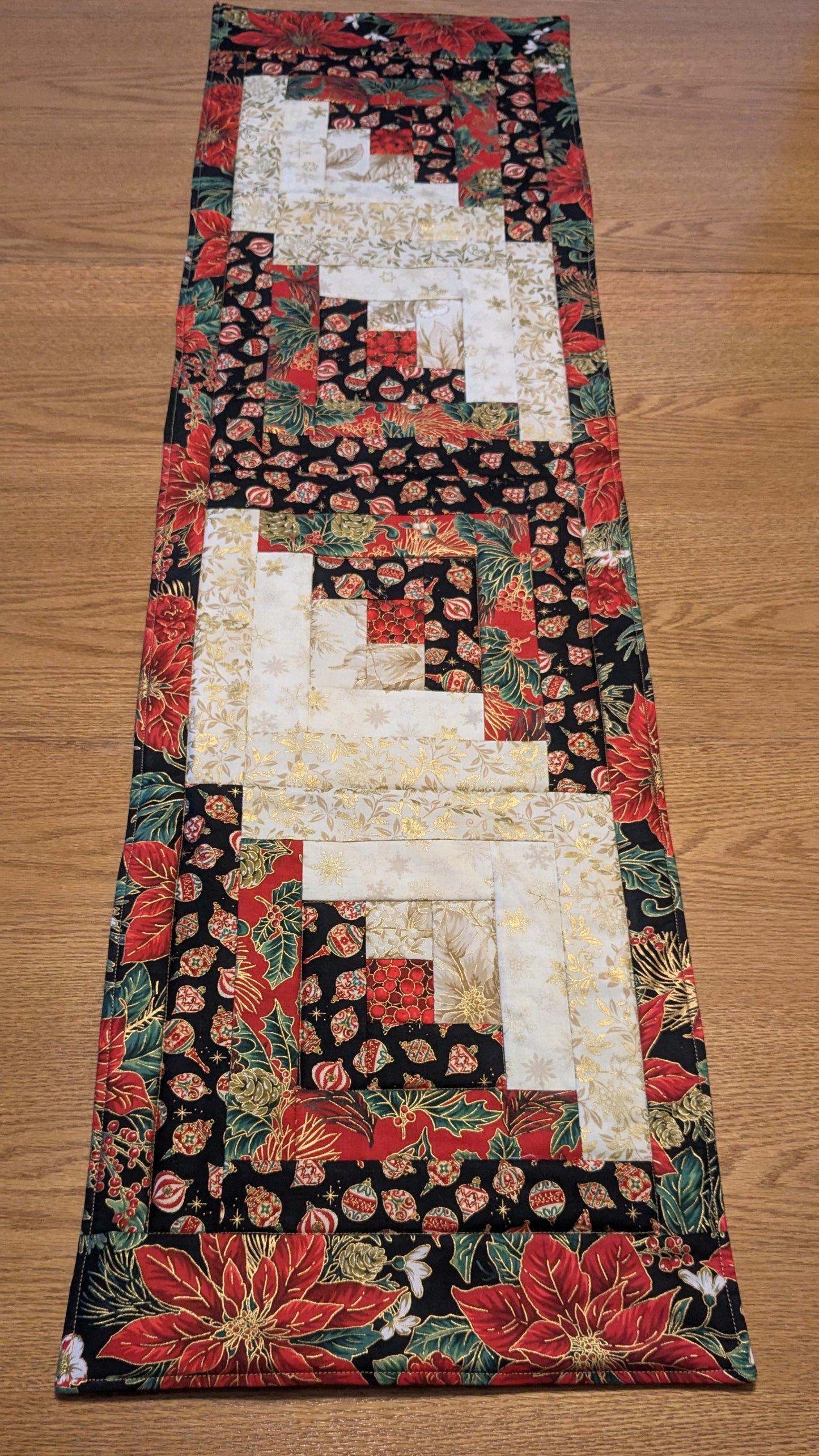 Table Runner/Placemat set - Christmas