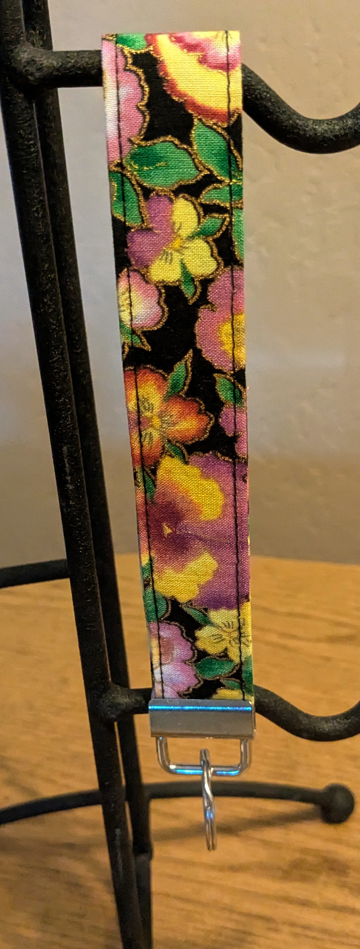 Floral wristlet/keychain/fob